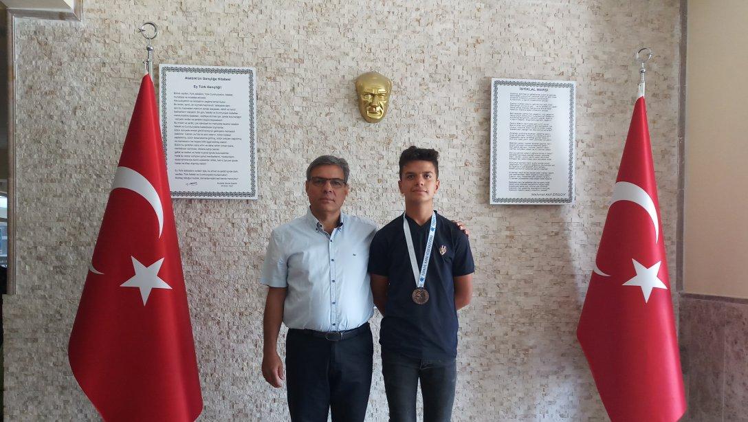 Durgunsu Kano Türkiye Yarışlarında Gazi Lisesi Öğrencimiz Türkiye 3. Oldu