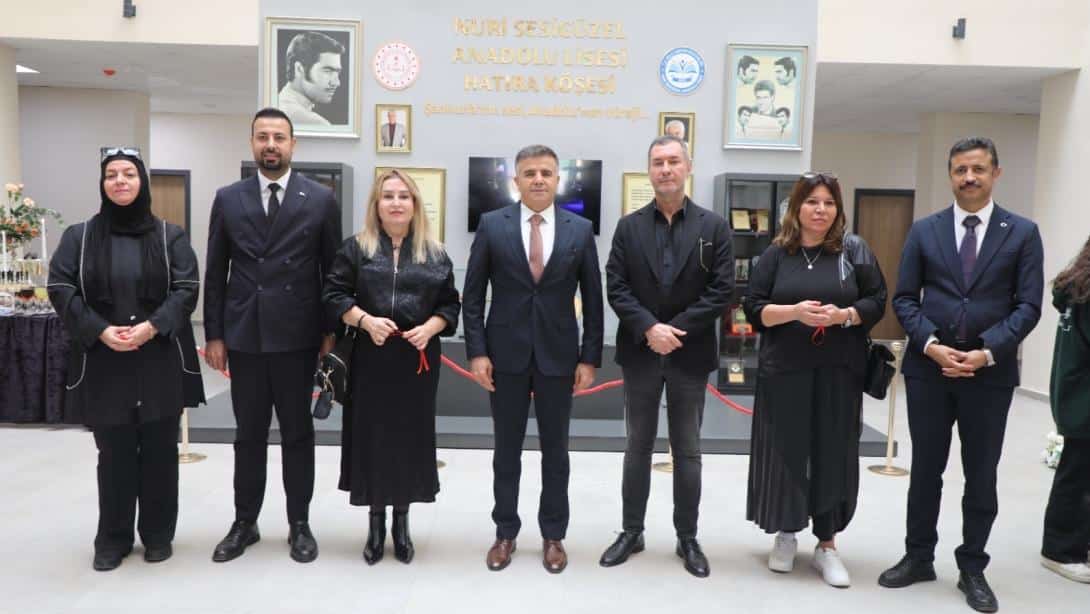 Nuri Sesigüzel Saygı ve Özlemle Anıldı